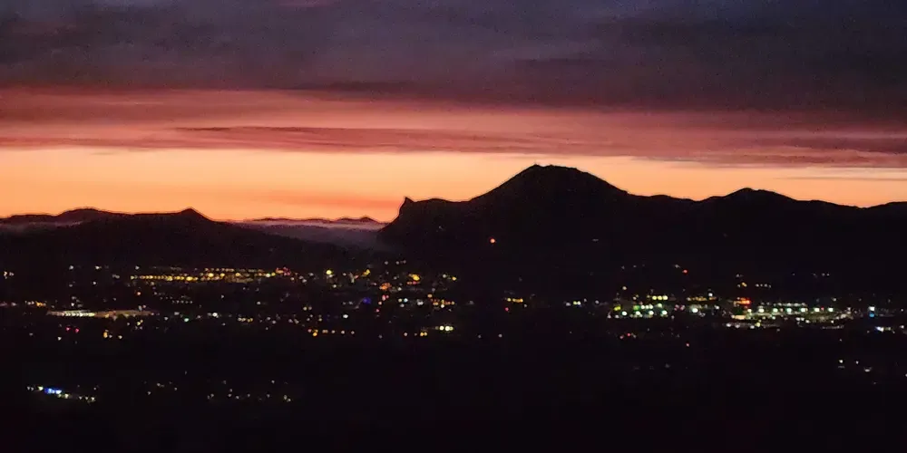 Berg in der Nacht